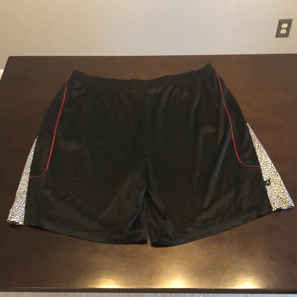 Jordan Shorts 3XL - custom drawstring added - Picture 2 of 3